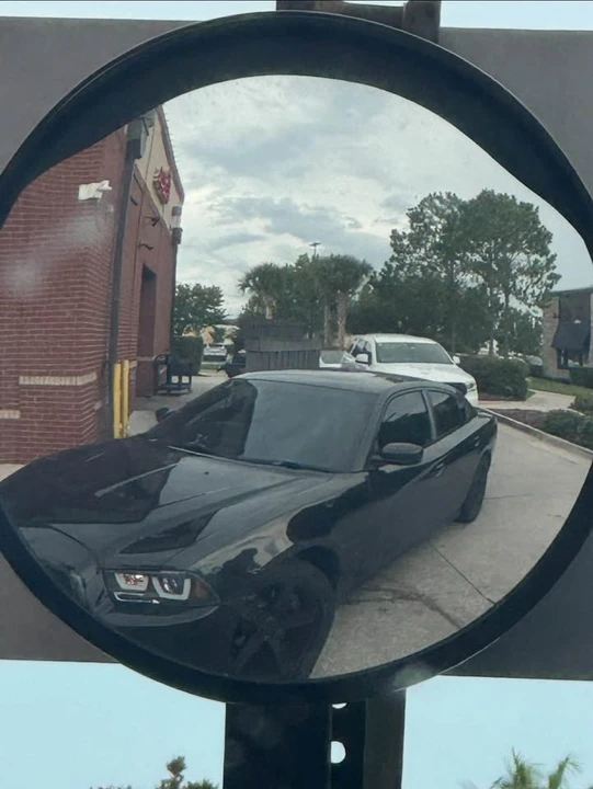 2012 Dodge Charger 7th Gen - Image 2 of 13