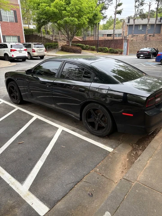 2012 Dodge Charger 7th Gen - Image 11 of 13