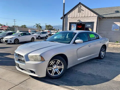 2012 Dodge Charger · SE Sedan 4D