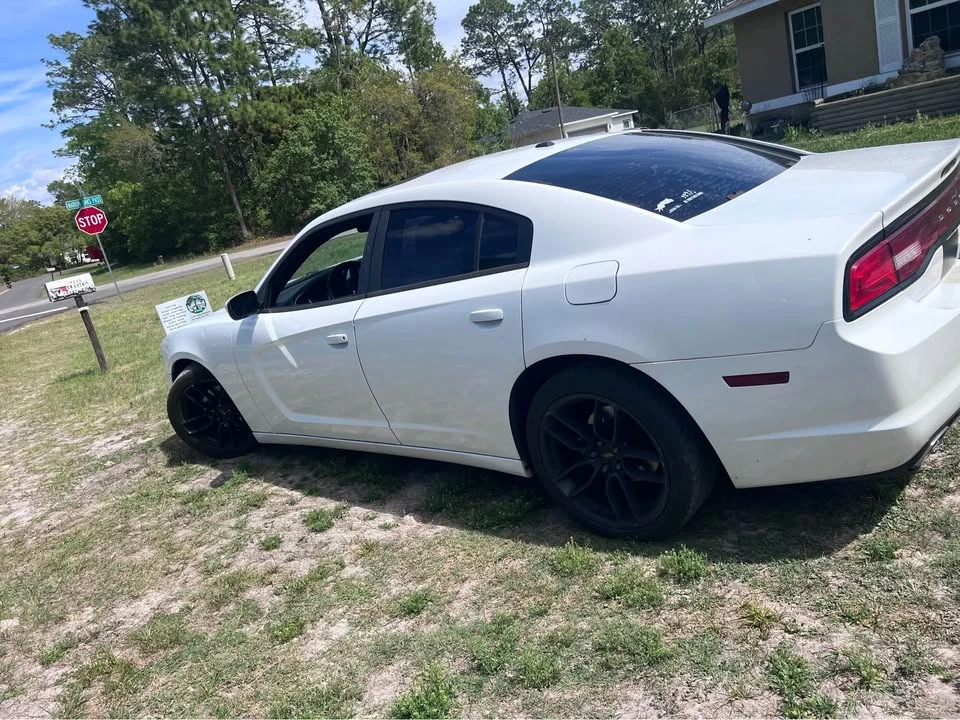 2012 Dodge Charger 7th Gen - Image 3 of 12