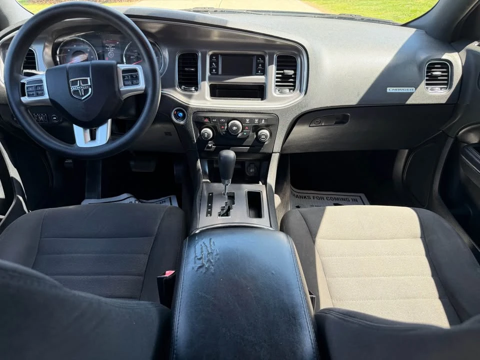 2012 Dodge Charger 7th Gen - Image 3 of 12