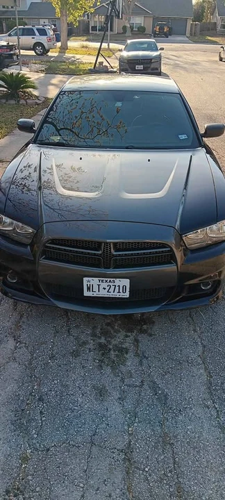 2012 Dodge Charger 7th Gen - Image 4 of 9