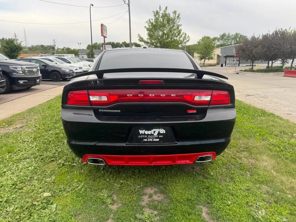 2012 Dodge Charger 7th Gen - Image 6 of 16