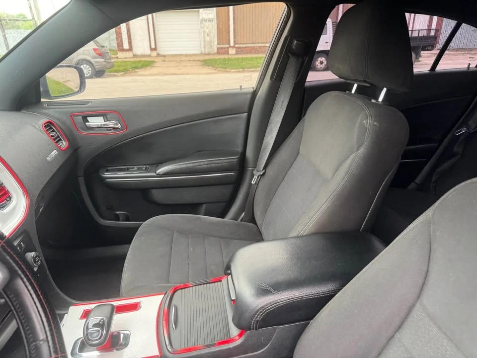 2012 Dodge Charger 7th Gen - Image 11 of 16