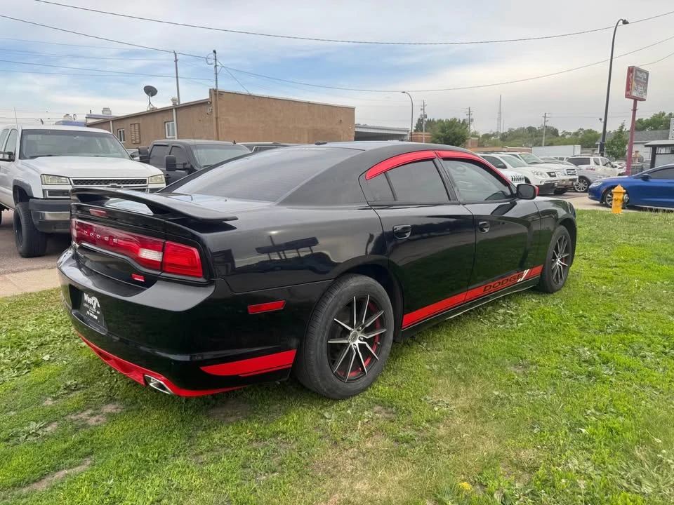 2012 Dodge Charger 7th Gen - Image 7 of 16