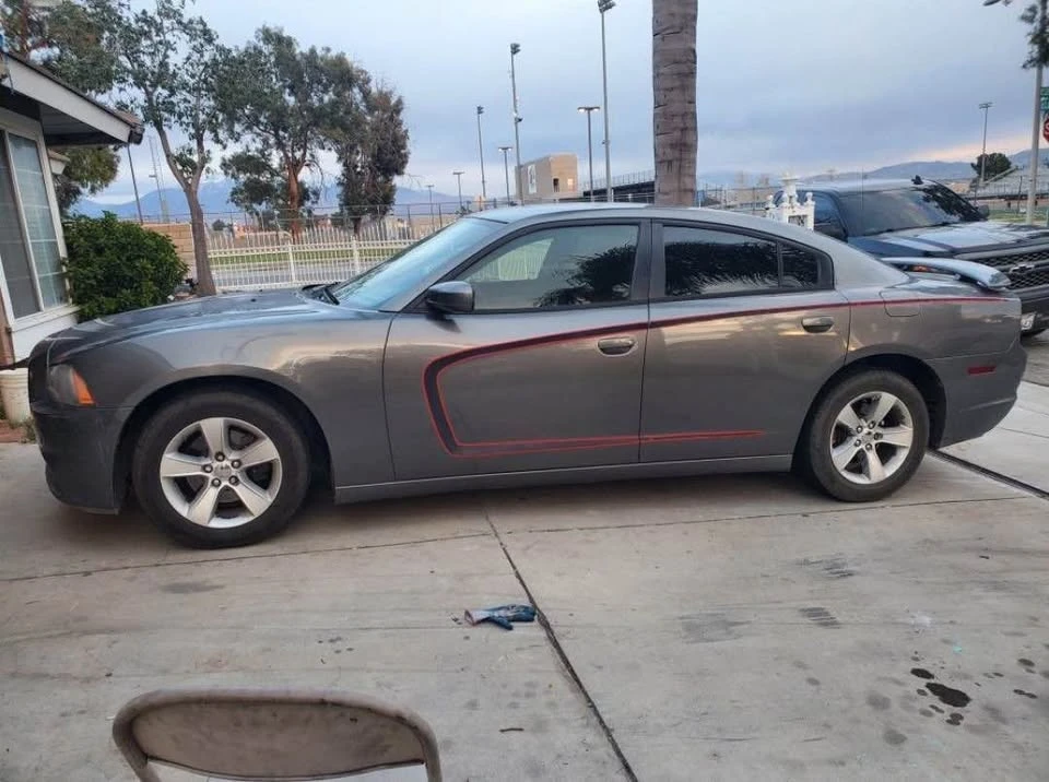 2012 Dodge Charger 7th Gen - Image 2 of 13