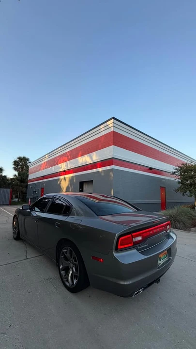 2012 Dodge Charger 7th Gen - Image 2 of 5