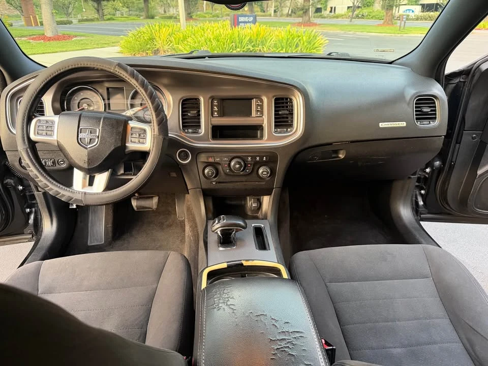 2012 Dodge Charger 7th Gen - Image 15 of 16