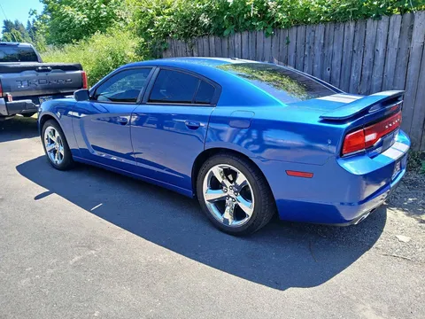 2012 Dodge Charger SE Sedan 4D