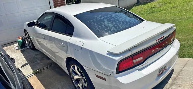 2012 Dodge Charger SE Sedan 4D