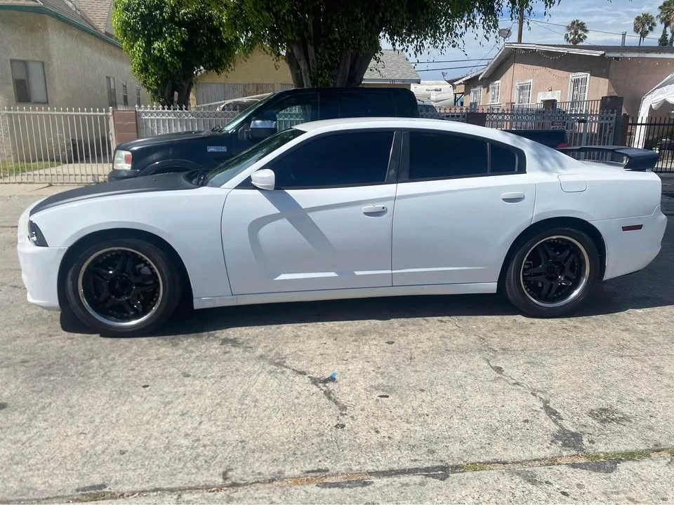 2012 Dodge Charger 7th Gen - Image 2 of 4