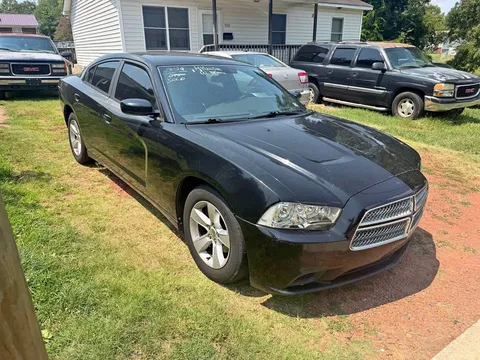 2012 Dodge Charger SE Sedan 4D