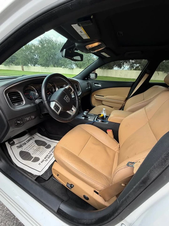 2012 Dodge Charger 7th Gen - Image 2 of 13