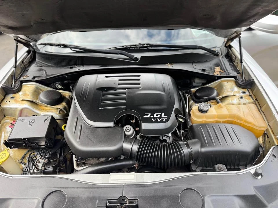 2012 Dodge Charger 7th Gen - Image 10 of 11