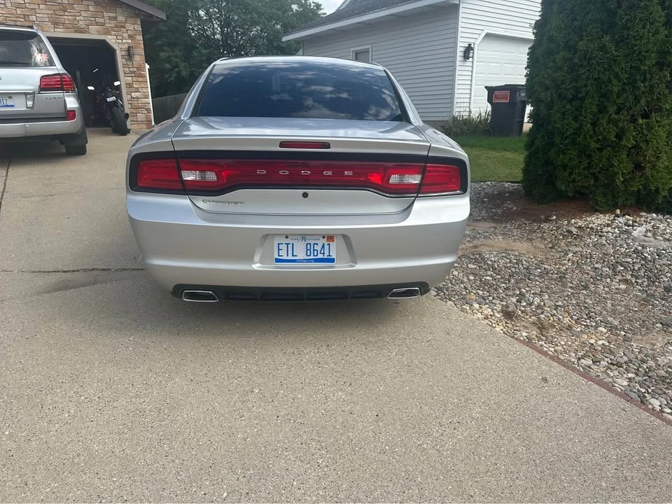 2012 Dodge Charger 7th Gen - Image 5 of 14