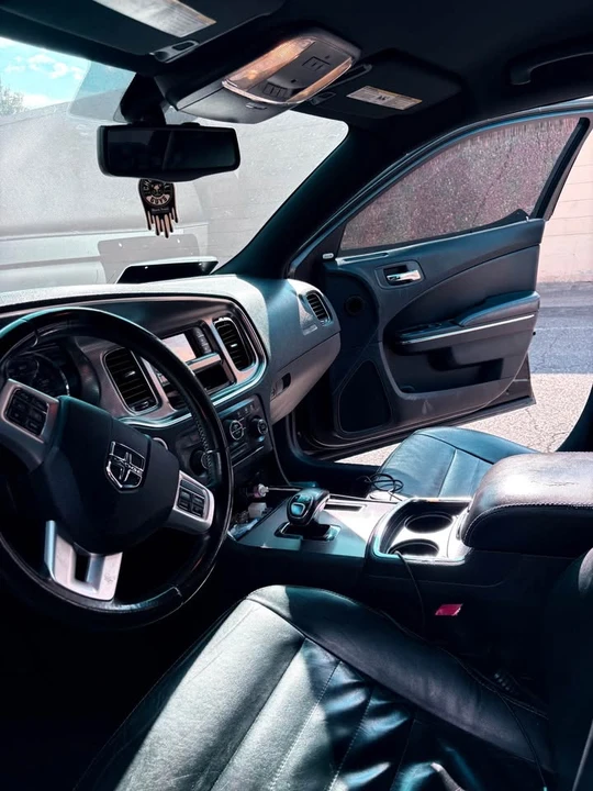 2012 Dodge Charger 7th Gen - Image 9 of 11