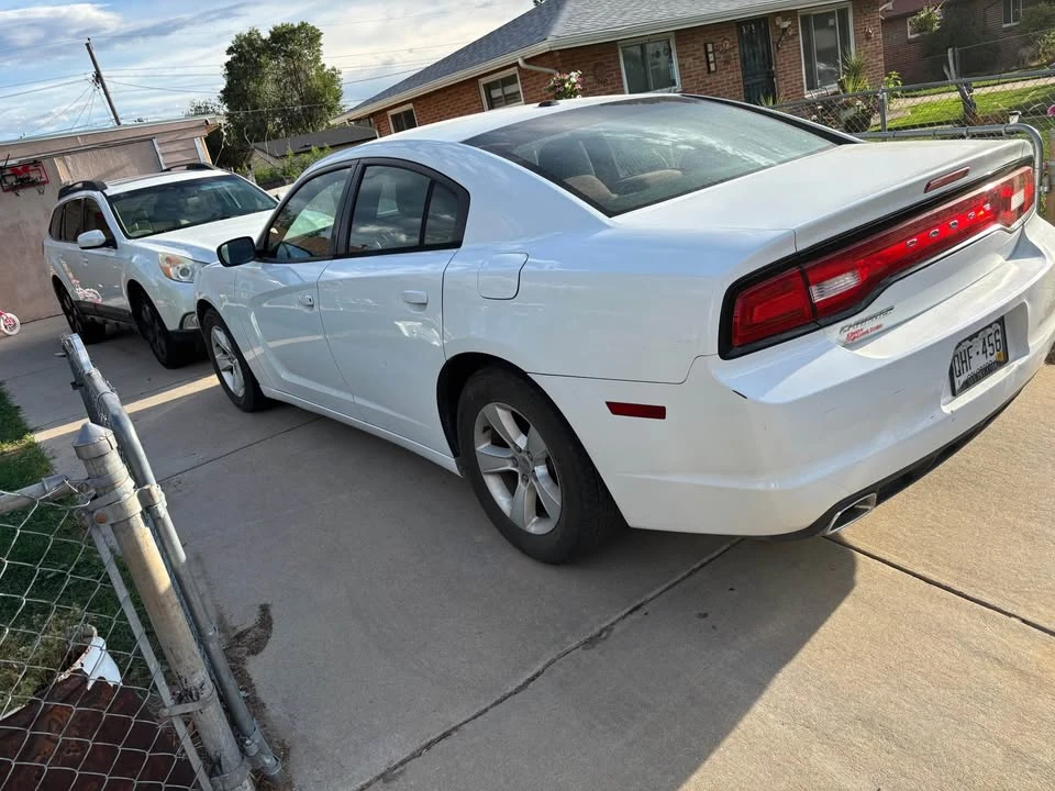 2012 Dodge Charger 7th Gen - Image 4 of 9