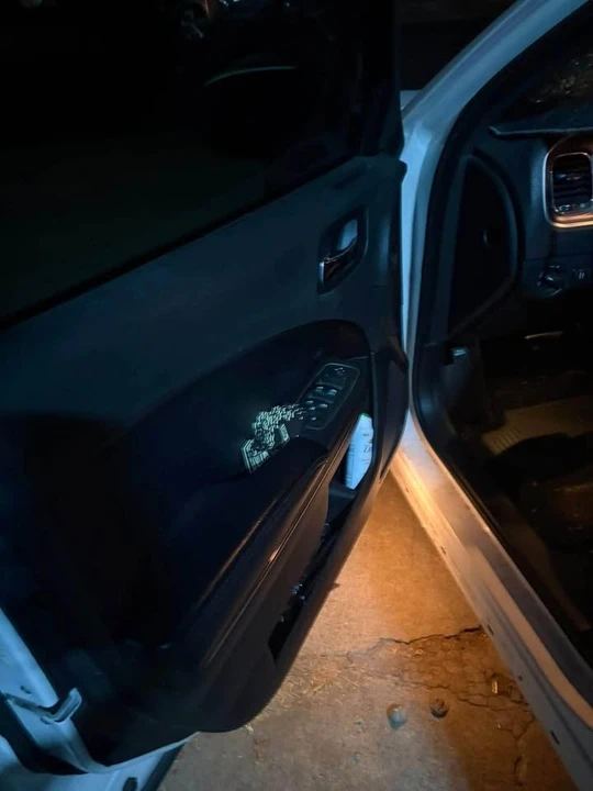 2012 Dodge Charger 7th Gen - Image 3 of 13