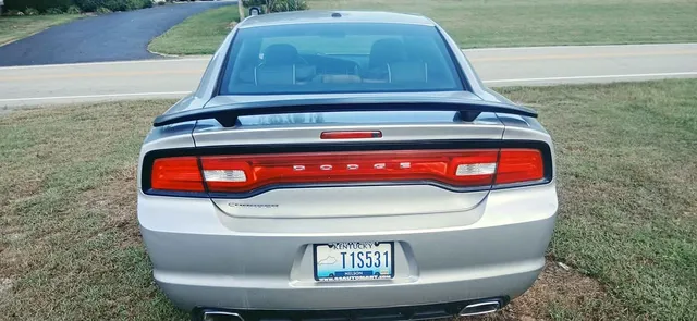 2012 Dodge Charger SE Sedan 4D