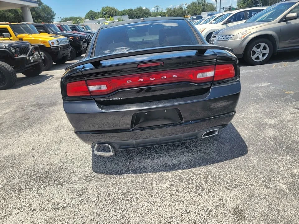 2012 Dodge Charger 7th Gen - Image 2 of 4