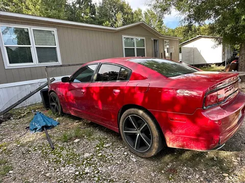 2012 Dodge Charger SE Sedan 4D