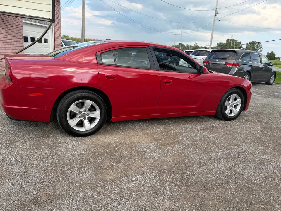 2012 Dodge Charger 7th Gen - Image 13 of 18