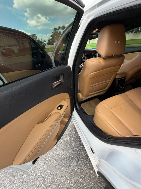 2012 Dodge Charger 7th Gen - Image 7 of 13