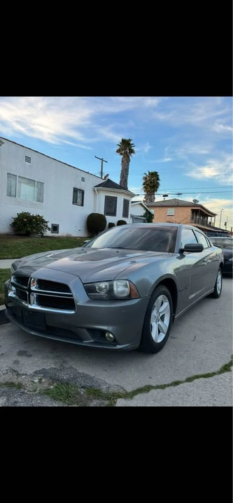 2012 Dodge Charger 7th Gen - Image 2 of 11