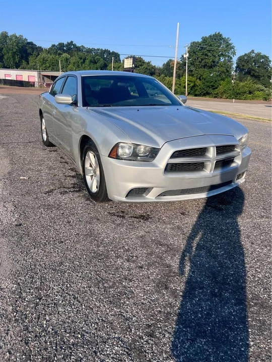 2012 Dodge Charger 7th Gen - Image 2 of 5