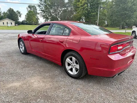 2012 Dodge Charger SE Sedan 4D