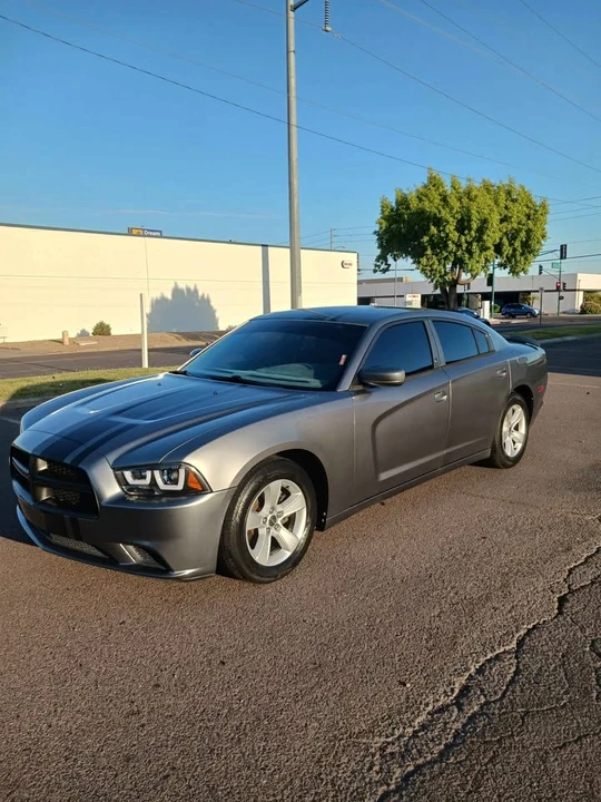 2012 Dodge Charger 7th Gen - Image 2 of 10