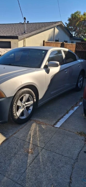 2012 Dodge Charger 7th Gen - Image 5 of 8