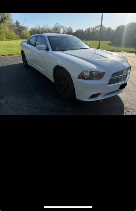 2012 Dodge Charger 7th Gen - Image 6 of 11