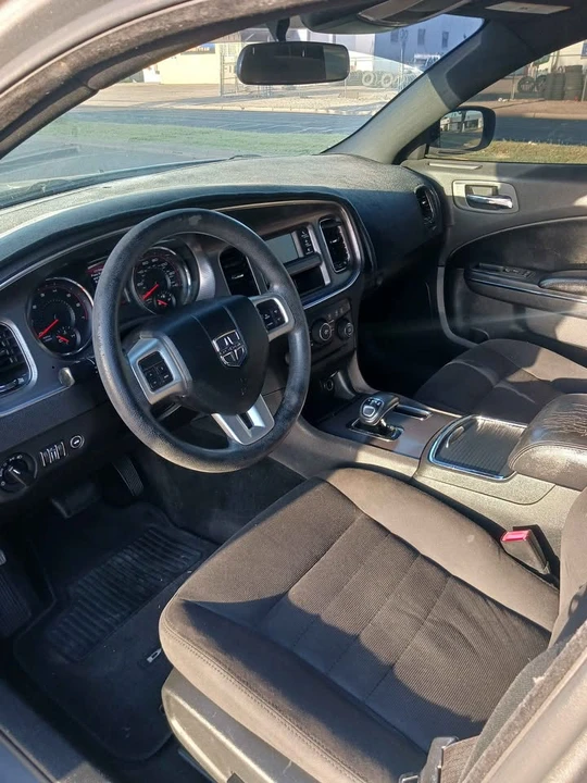 2012 Dodge Charger 7th Gen - Image 6 of 10
