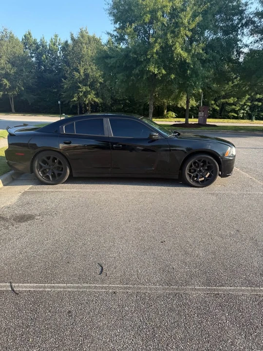 2012 Dodge Charger 7th Gen - Image 12 of 14
