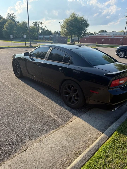 2012 Dodge Charger 7th Gen - Image 6 of 14