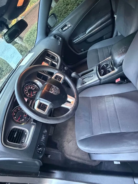 2012 Dodge Charger 7th Gen - Image 8 of 14