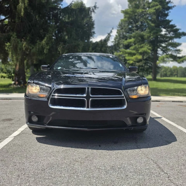 2012 Dodge Charger 7th Gen - Image 2 of 18