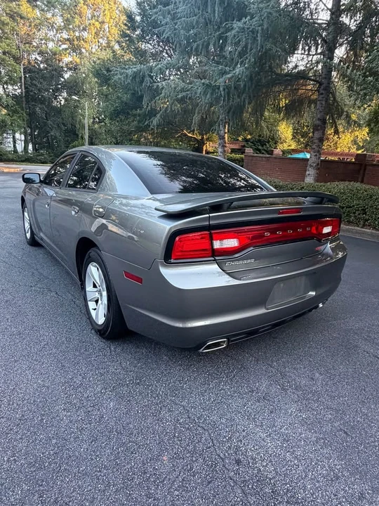 2012 Dodge Charger 7th Gen - Image 5 of 14