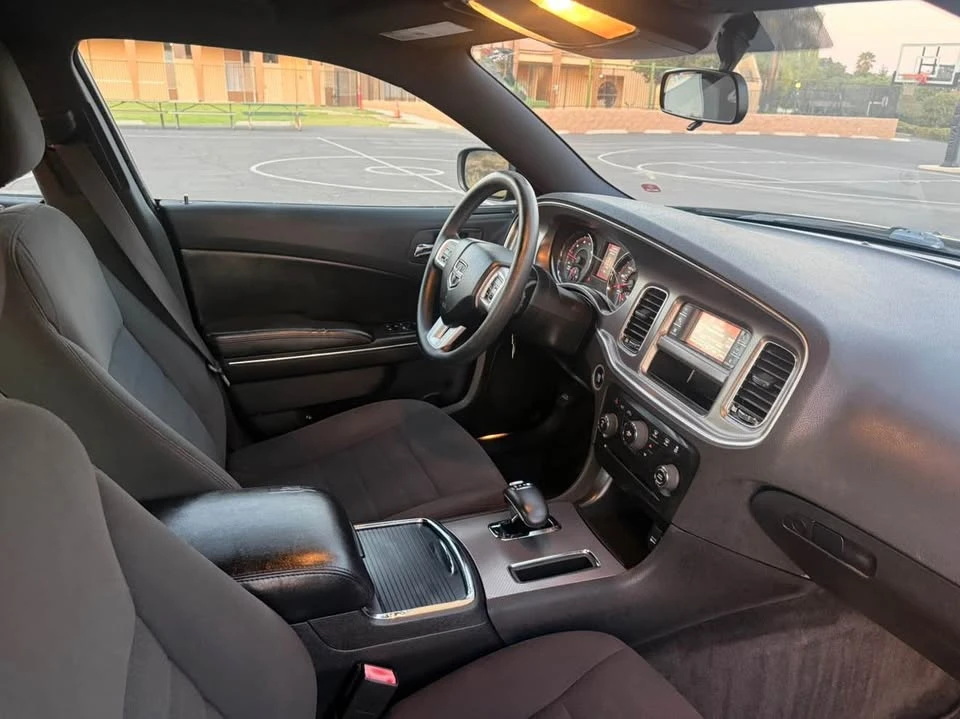 2012 Dodge Charger 7th Gen - Image 7 of 13