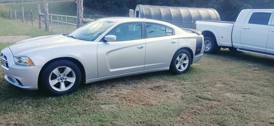 2012 Dodge Charger 7th Gen - Image 4 of 4
