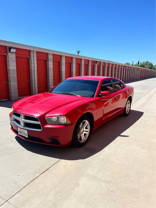 2012 Dodge Charger 7th Gen - Image 2 of 7