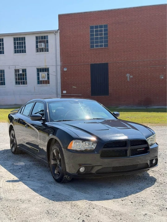 2012 Dodge Charger 7th Gen - Image 7 of 19