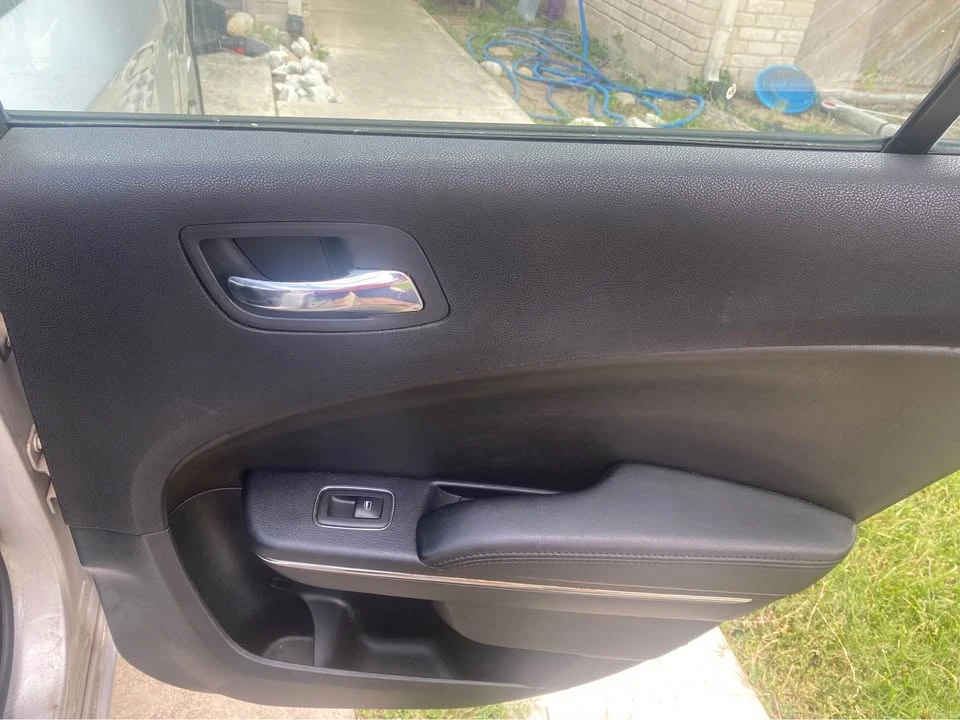 2012 Dodge Charger 7th Gen - Image 11 of 20