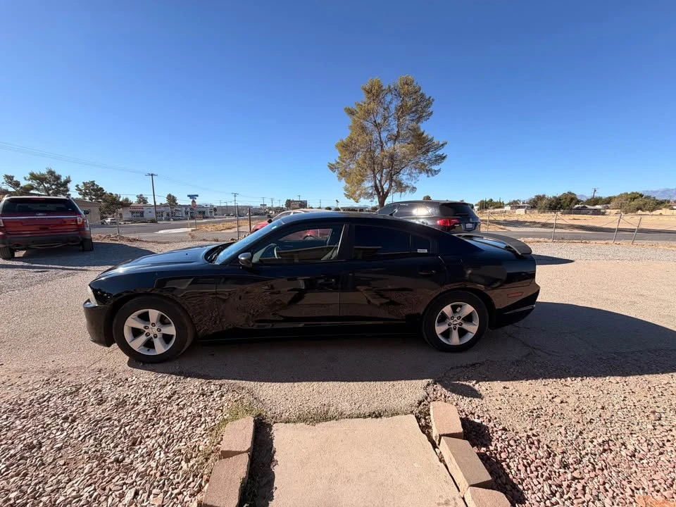 2012 Dodge Charger 7th Gen - Image 3 of 13