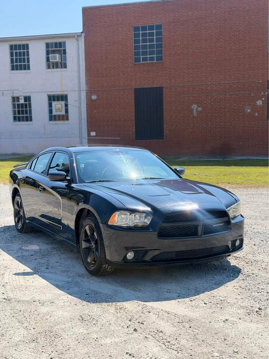 2012 Dodge Charger 7th Gen - Image 14 of 19