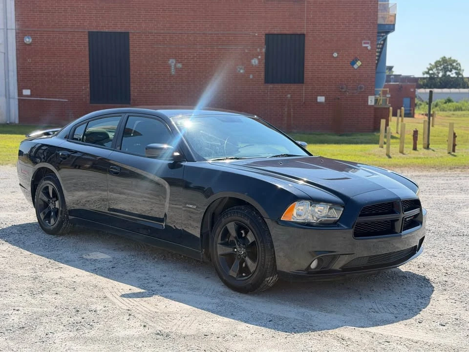 2012 Dodge Charger 7th Gen - Image 9 of 19
