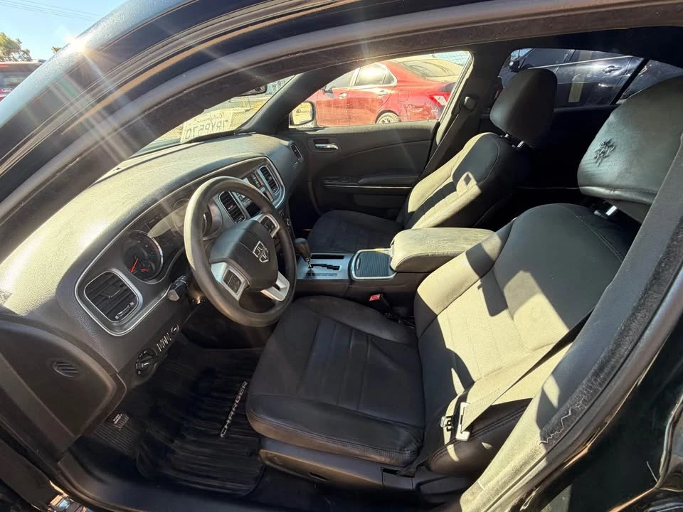 2012 Dodge Charger 7th Gen - Image 9 of 13