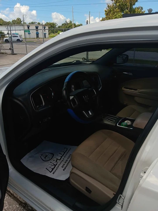 2012 Dodge Charger 7th Gen - Image 6 of 7