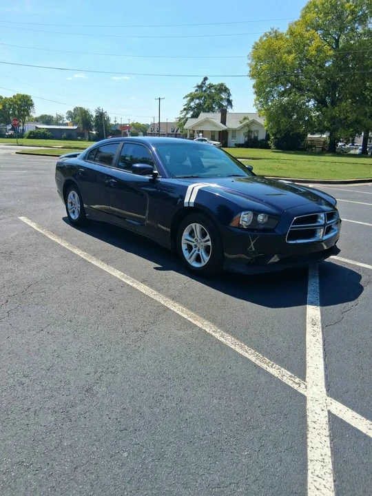 2012 Dodge Charger 7th Gen - Image 2 of 15